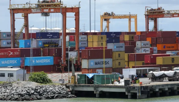 Impacto das tarifas dos EUA: US$ 6,6 bilhões em exportações do Brasil sofrem sobretaxa de 37,5%