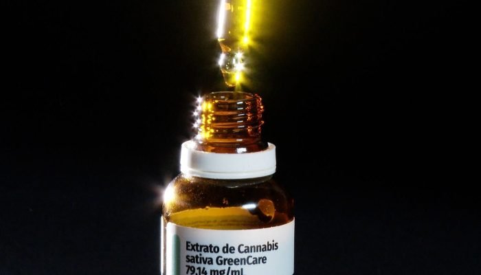 Importação de cannabis medicinal no Brasil cresce quase 30% em 2026