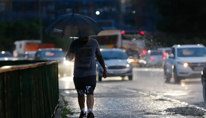 Inmet alerta para chuvas intensas no Sul e Sudeste com mudança de padrão atmosférico
