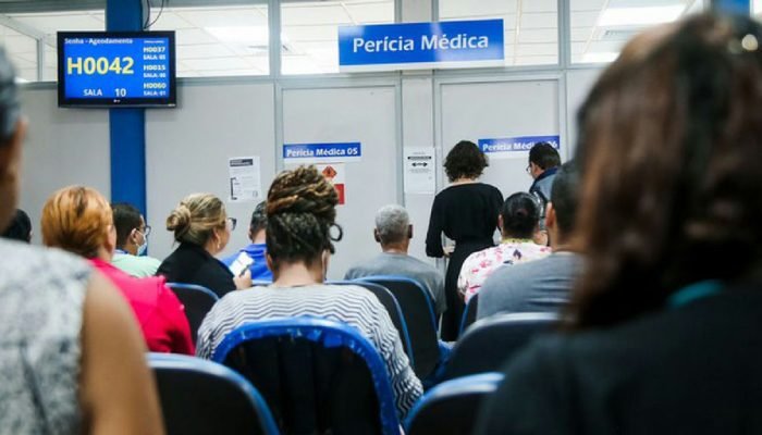 INSS registra queda histórica na fila de espera por benefícios