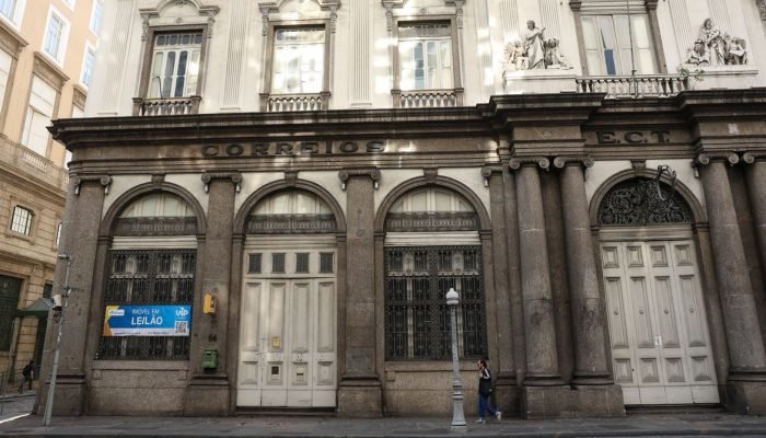 Leilão da antiga sede dos Correios no Rio de Janeiro reacende debate sobre patrimônio histórico