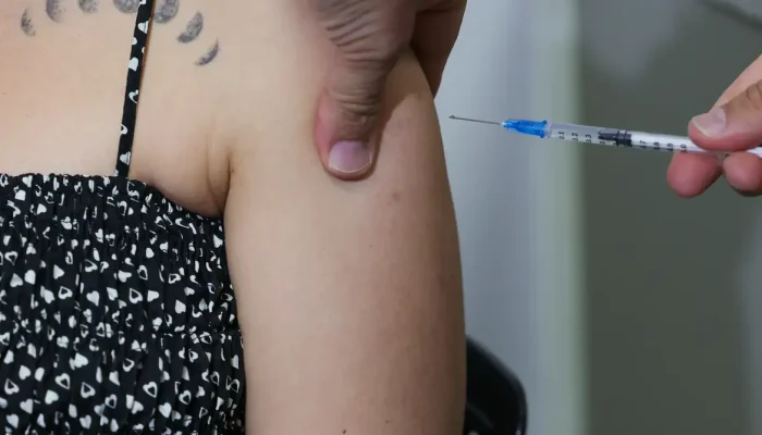 Multivacinação 2026: Brasil inicia campanha nacional para atualizar cadernetas