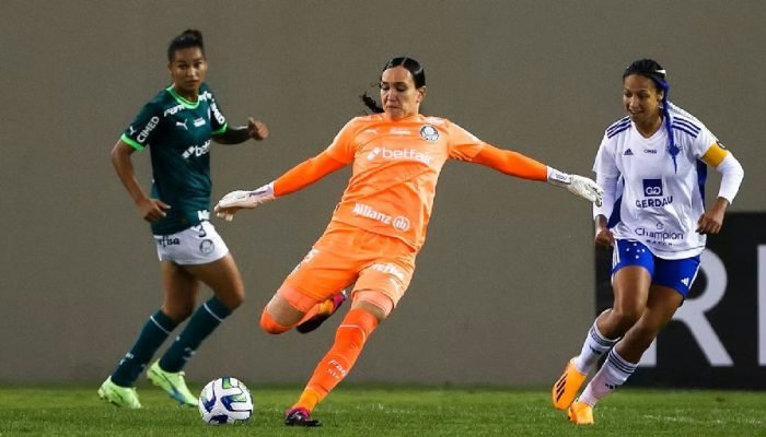 Palmeiras exclui goleira Kate Tapia da Libertadores Feminina após impasse disciplinar