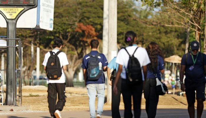 Percepção de saúde do brasileiro diverge da realidade clínica e preocupa especialistas
