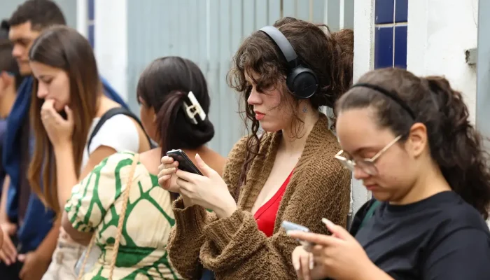 Pesquisa revela profundas desigualdades na formalização do trabalho jovem no Brasil