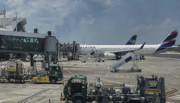 Petrobras eleva preço do querosene de aviação em 13,9% após tensões globais
