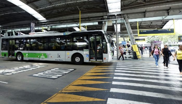 Polícia e MP investigam lavagem e infiltração do PCC no transporte público de SP