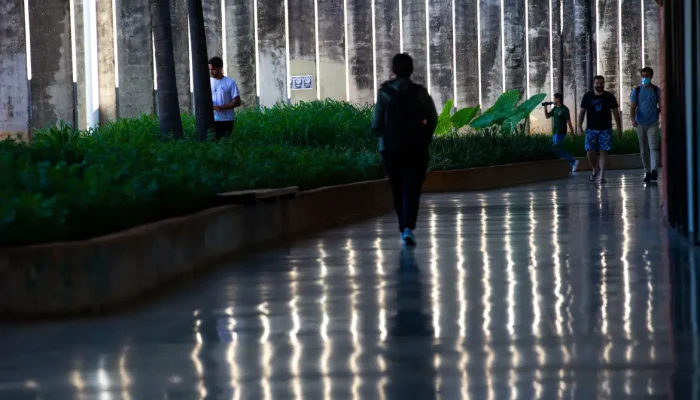 Prazo final para universidades federais solicitarem Cuidotecas noturnas se encerra neste sábado