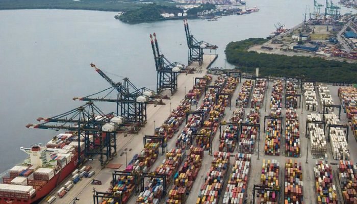 Preços elevados impulsionam exportações brasileiras aos EUA em agosto, superando tarifas