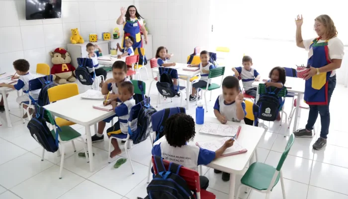 Recife abre creches no domingo de eleição para apoiar eleitores
