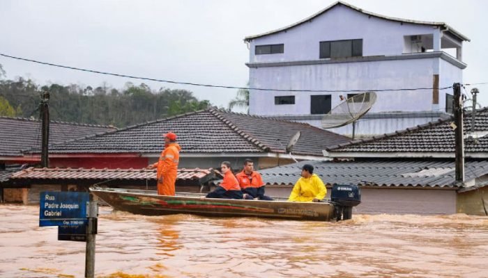 Vale do Ribeira decreta emergência após fortes chuvas atingirem cidades paulistas