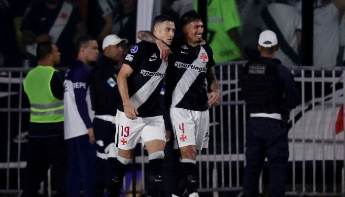 Vasco avança na Sul-americana e mantém sonho de final brasileira
